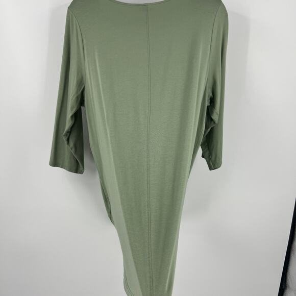 Tahari Light Green Half Sleeve Blouse Scoop Neckline Lightweight Women's 1XL - Picture 3 of 8